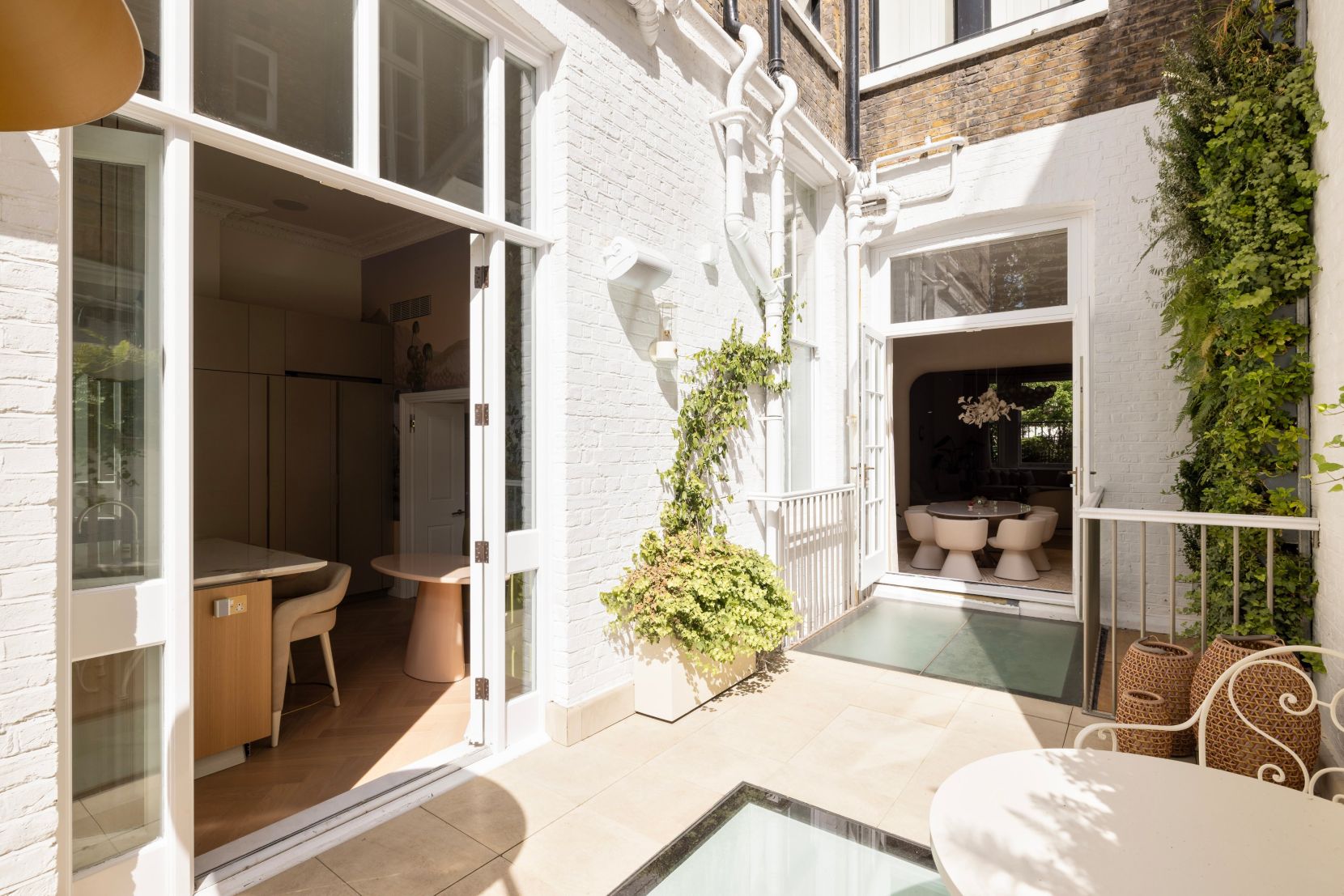 Patio Inwards