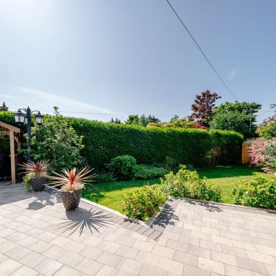 Outdoor Entertaining