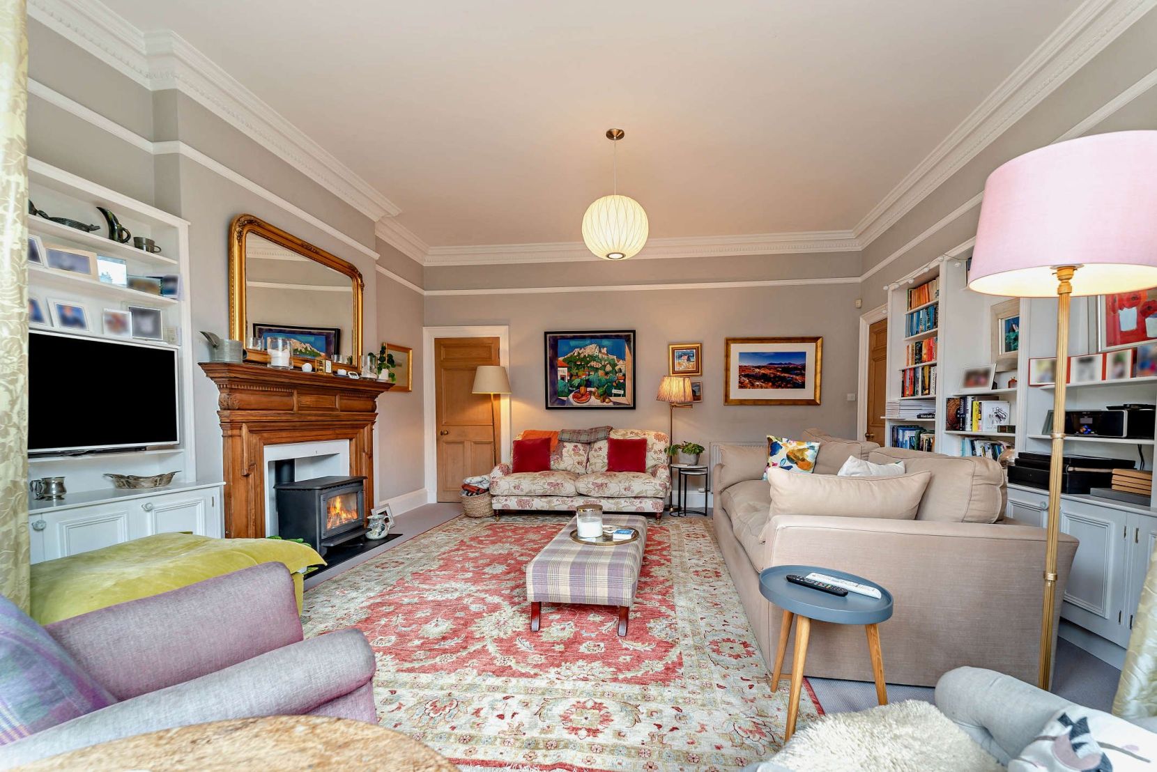 Spacious Lounge