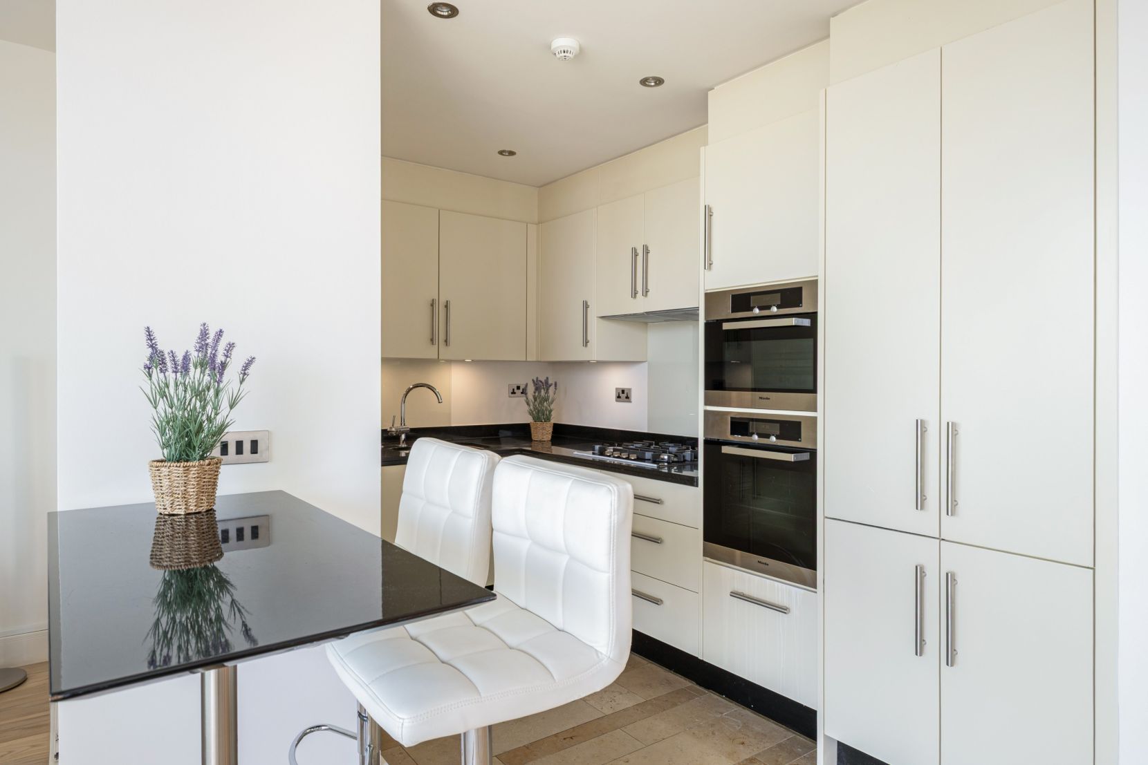 Kitchen 5