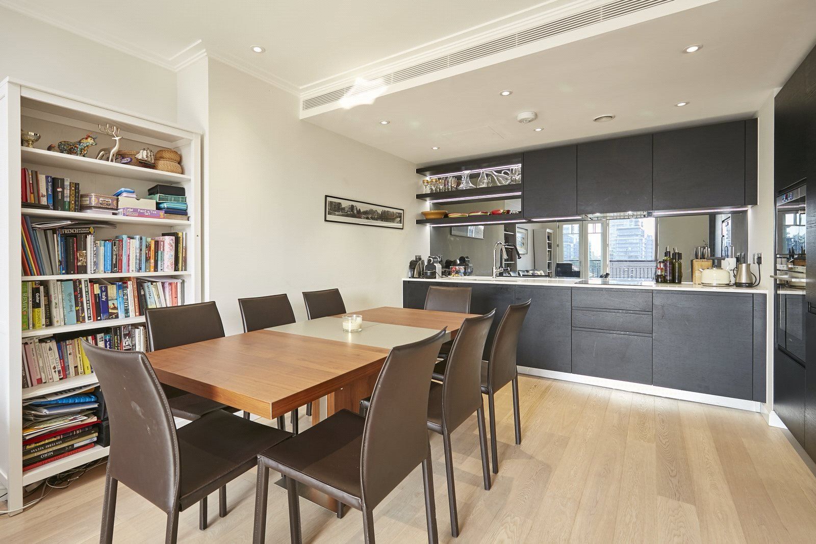 Kitchen / Dining