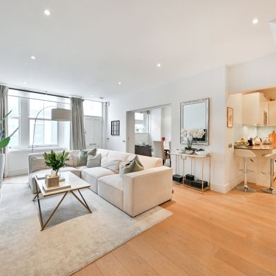 Reception / Kitchen