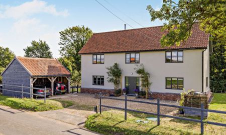 Front & Cart Lodge