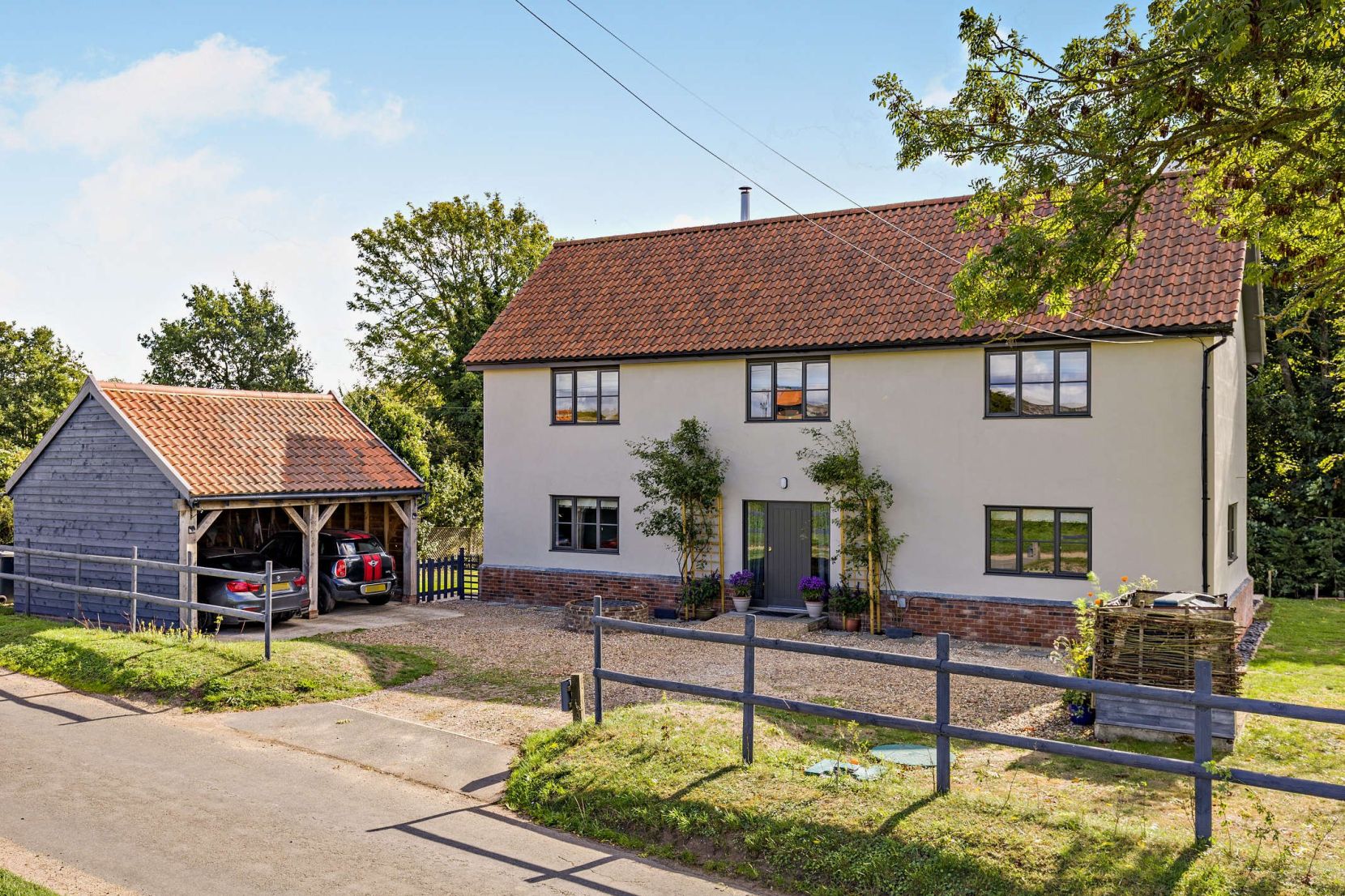 Front & Cart Lodge