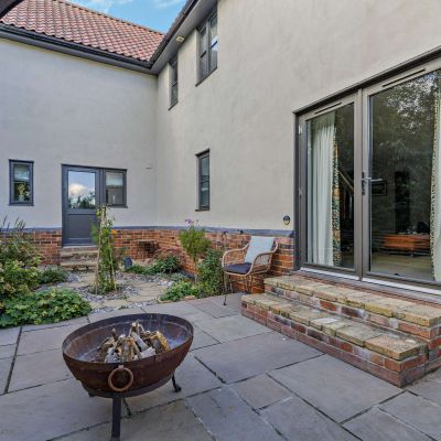 Courtyard - Sitting