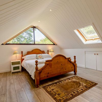 The Stable Flat
