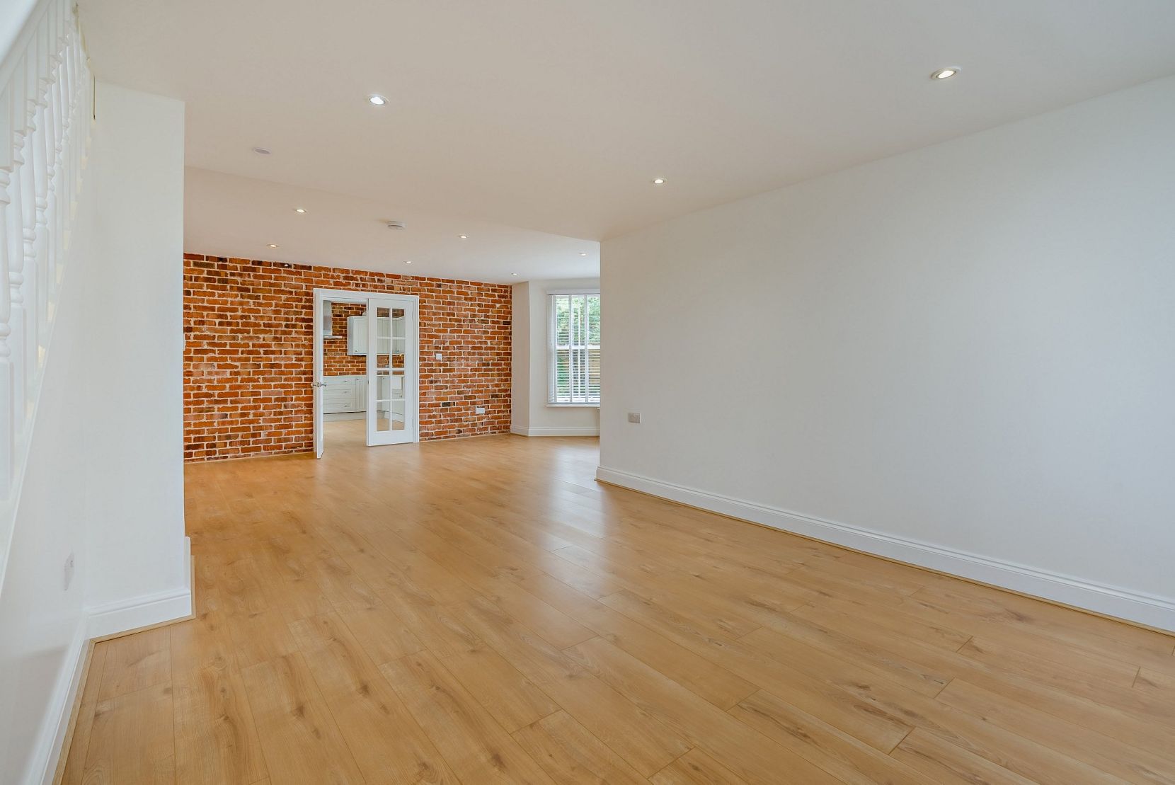 Sitting/Dining Room