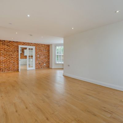 Sitting/Dining Room