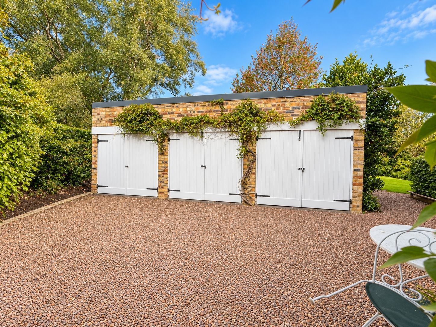 Triple Garage