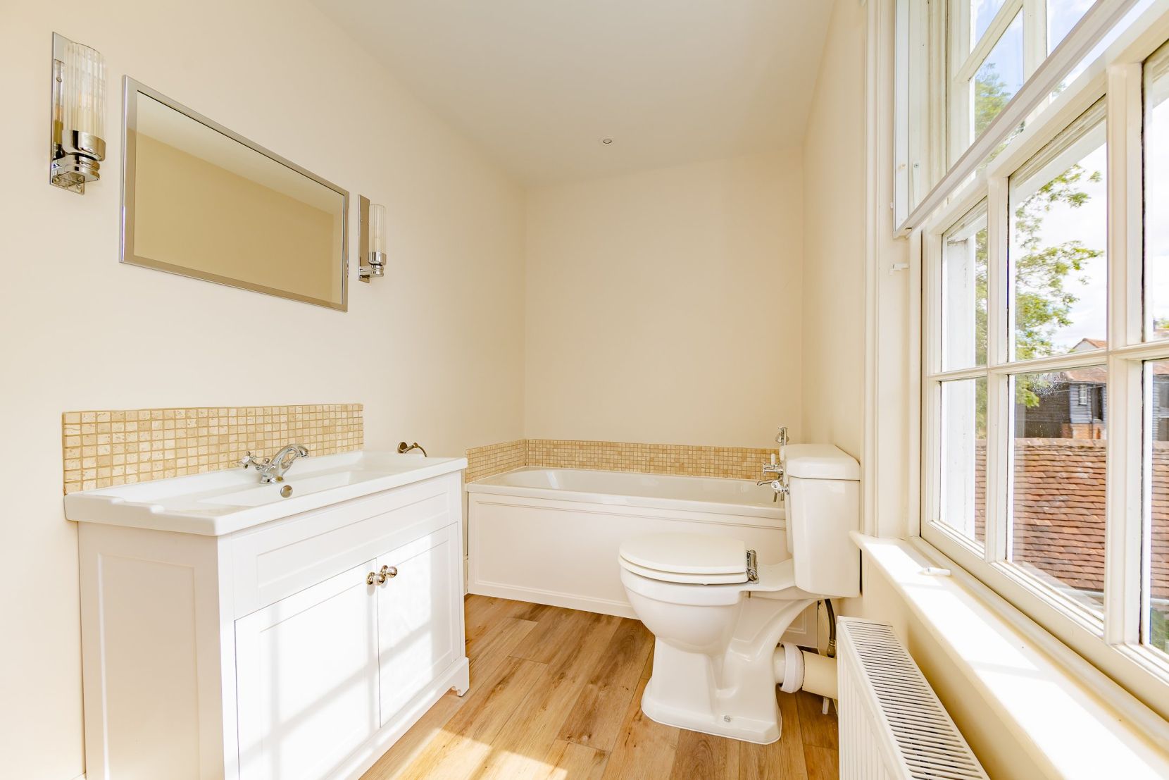 Main Bedroom Ensuite