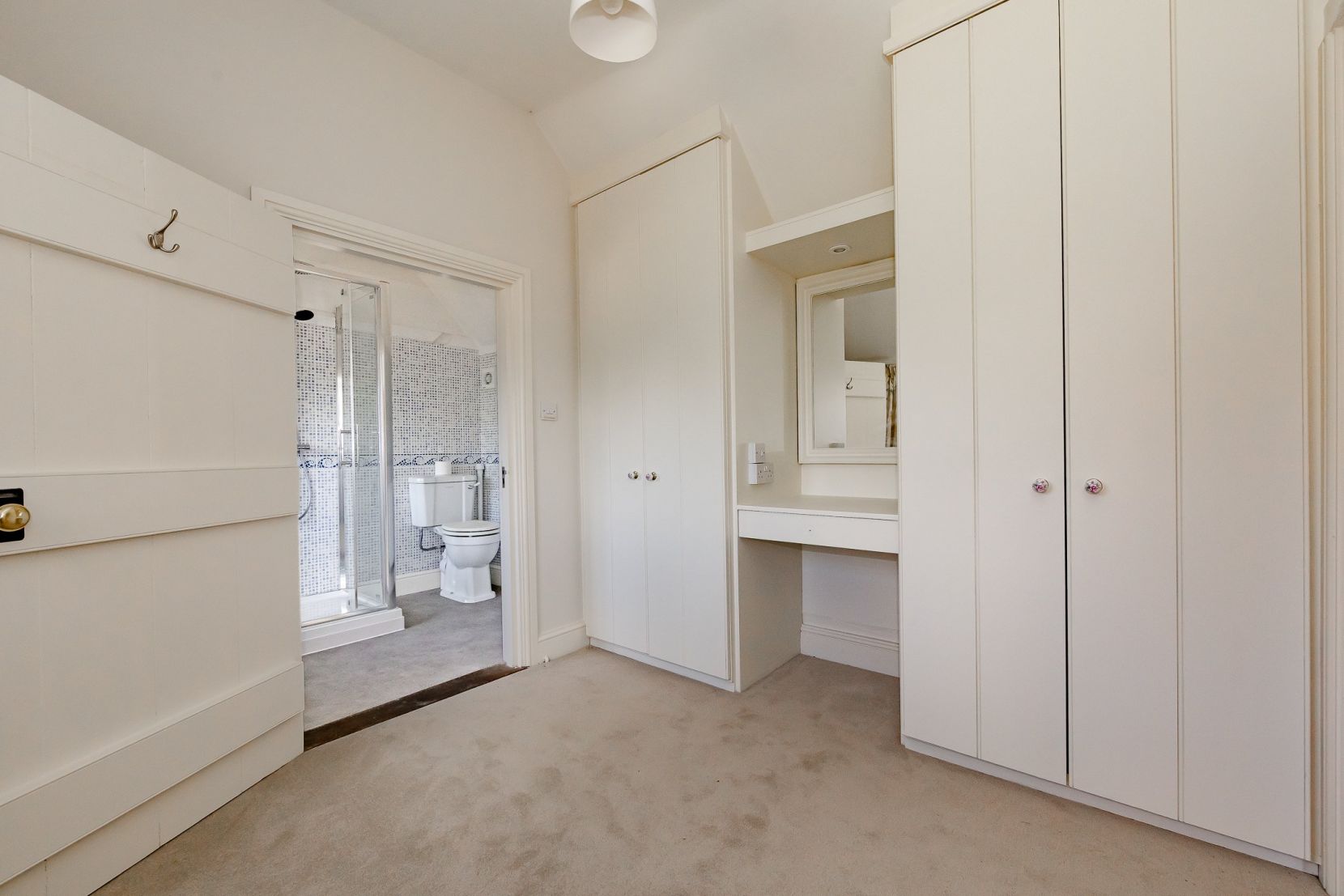 Annexe Dressing Room