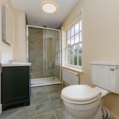 Bedroom 4 Ensuite