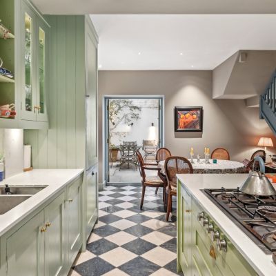 Open Kitchen