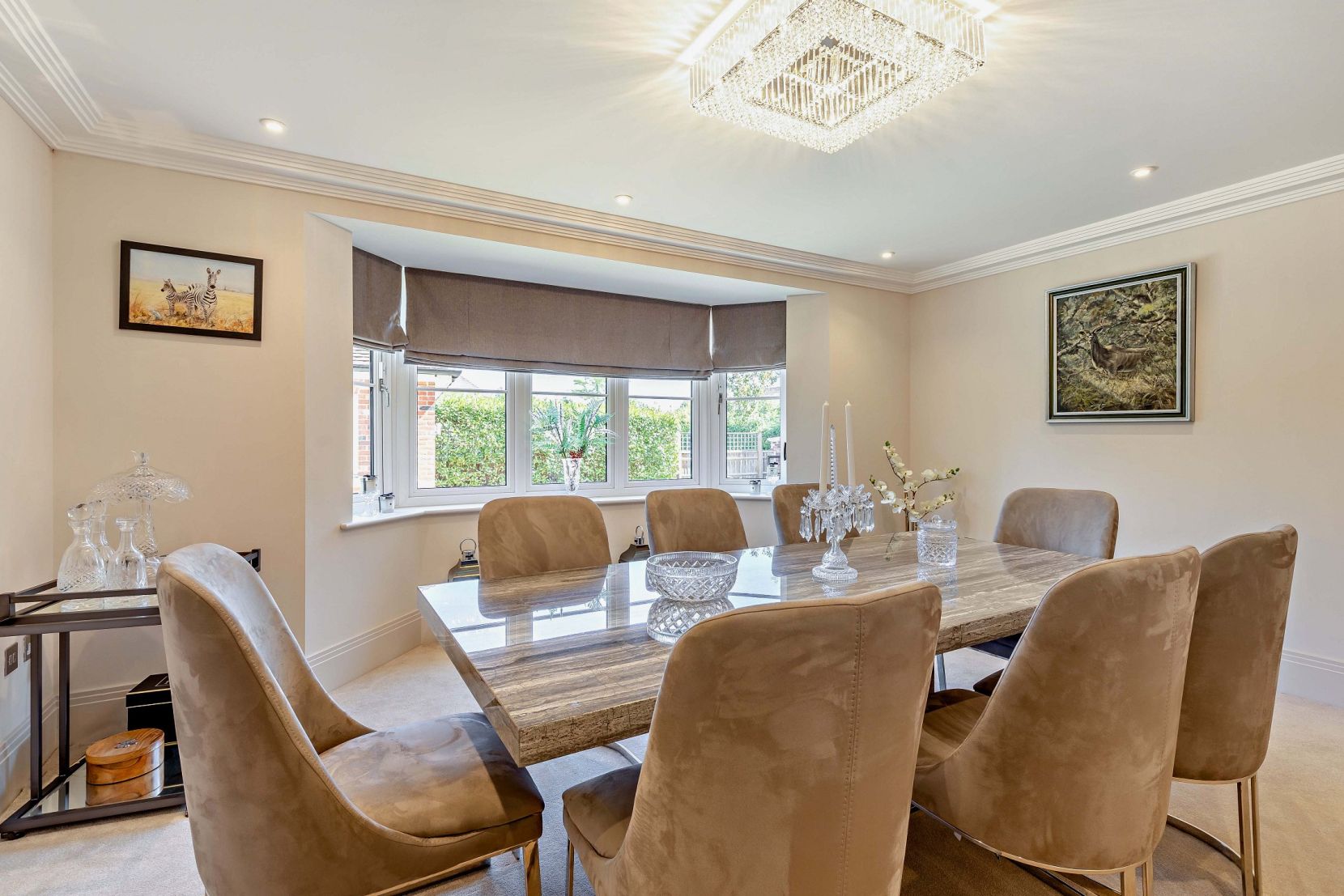 Dining Oom