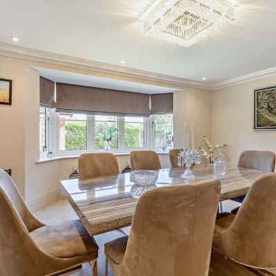 Dining Oom