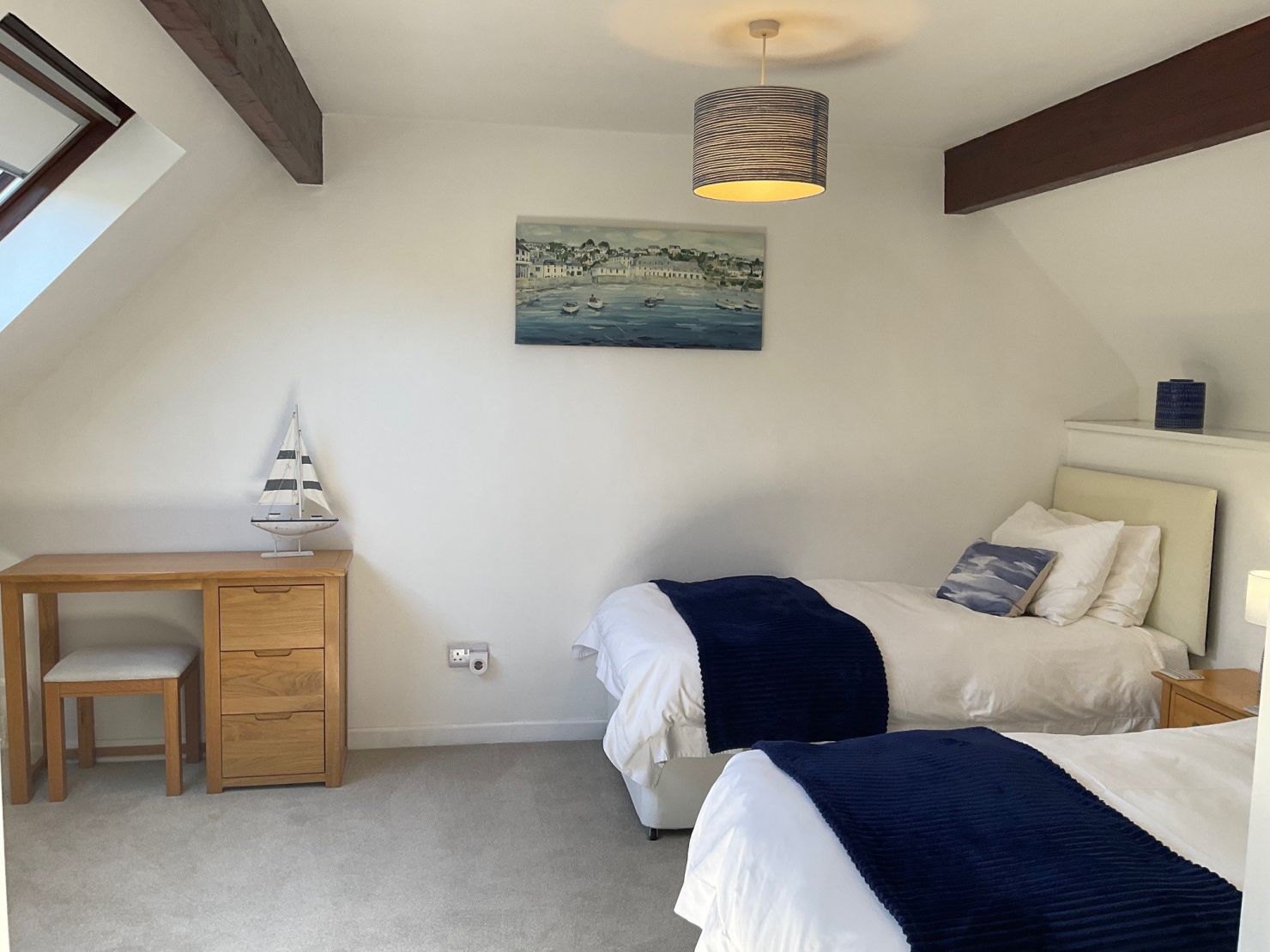 Twin Bedroom