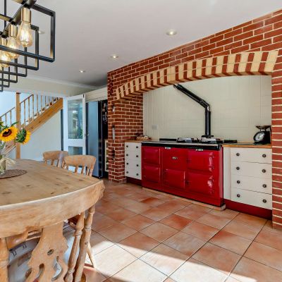 Kitchen Close