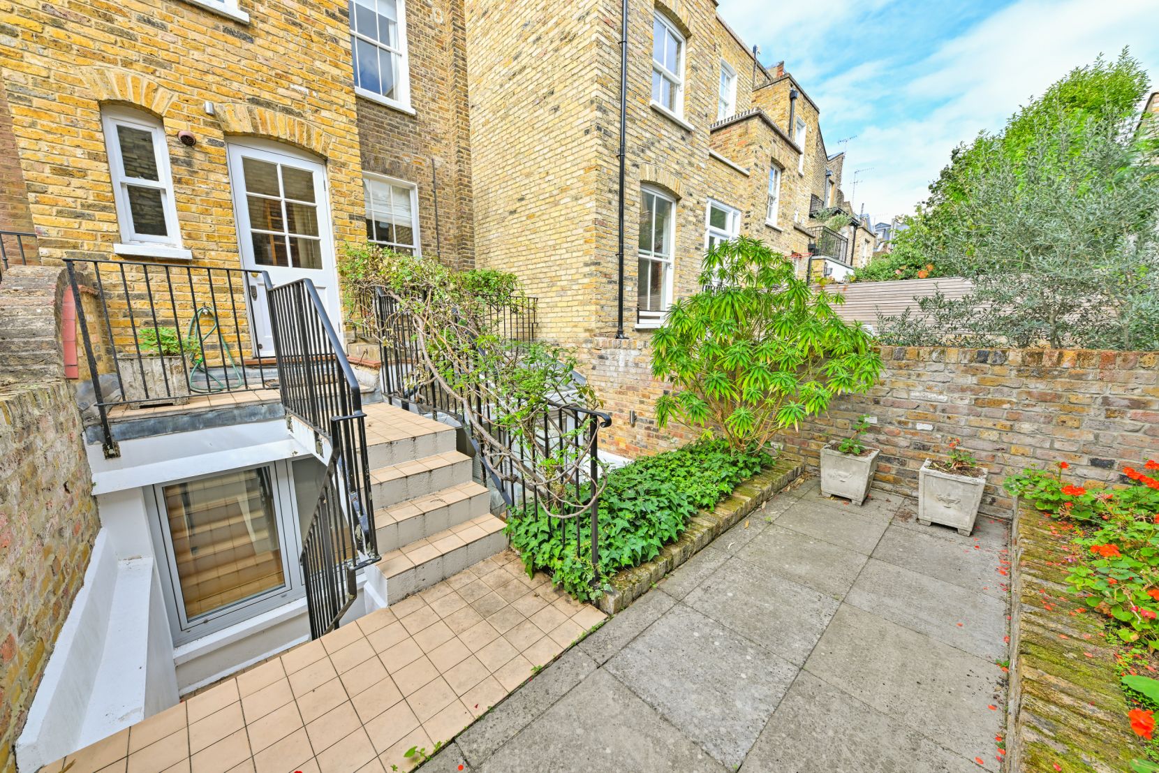 South Facing Garden