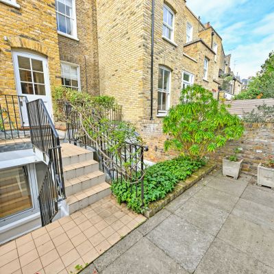 South Facing Garden