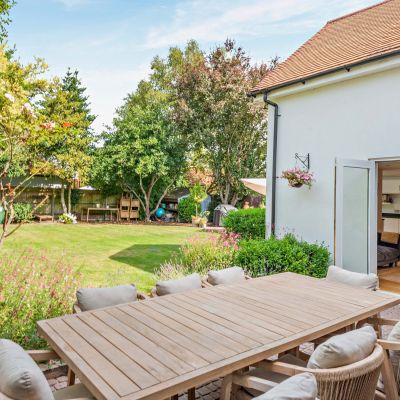 Terrace & Garden