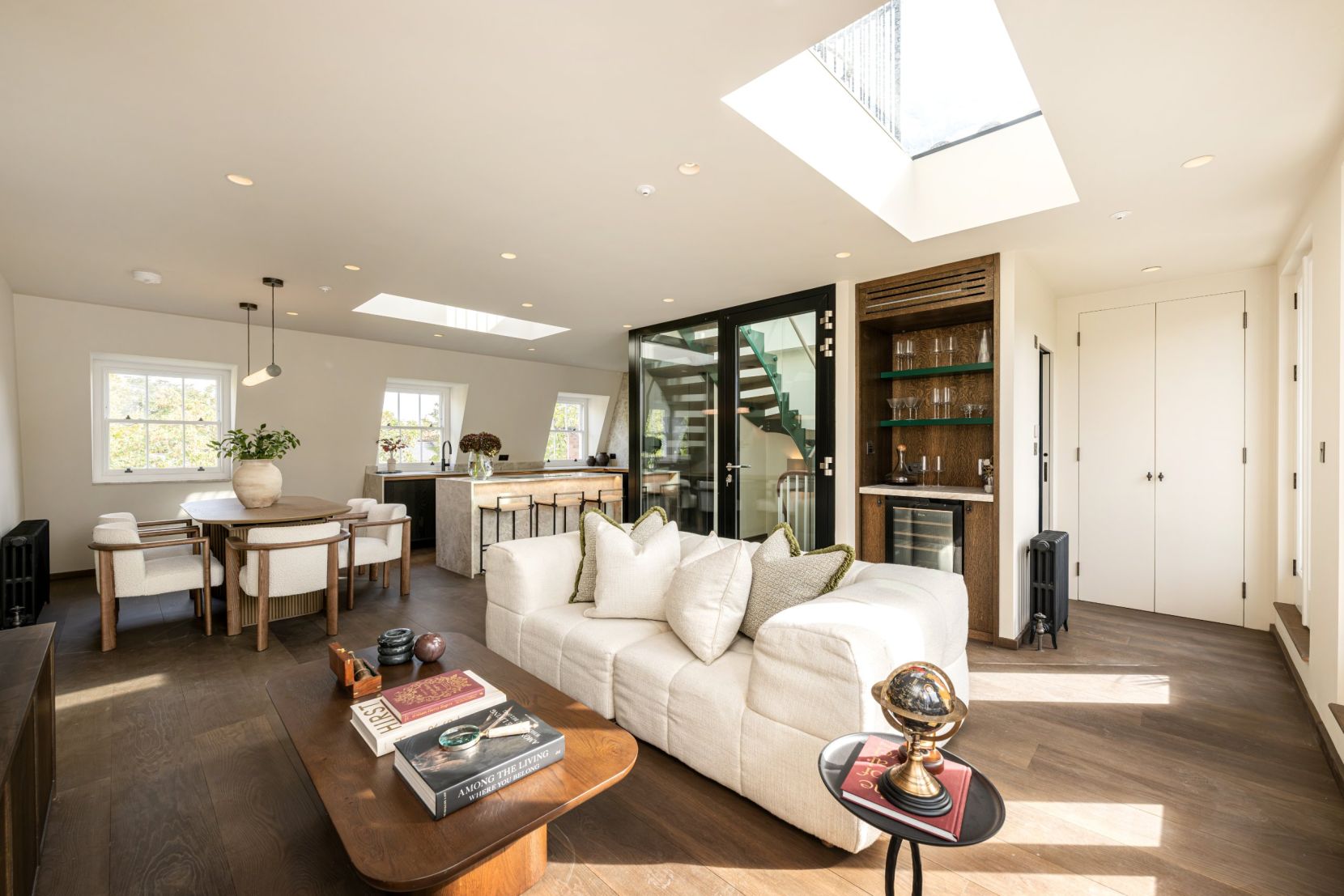 Reception / Living