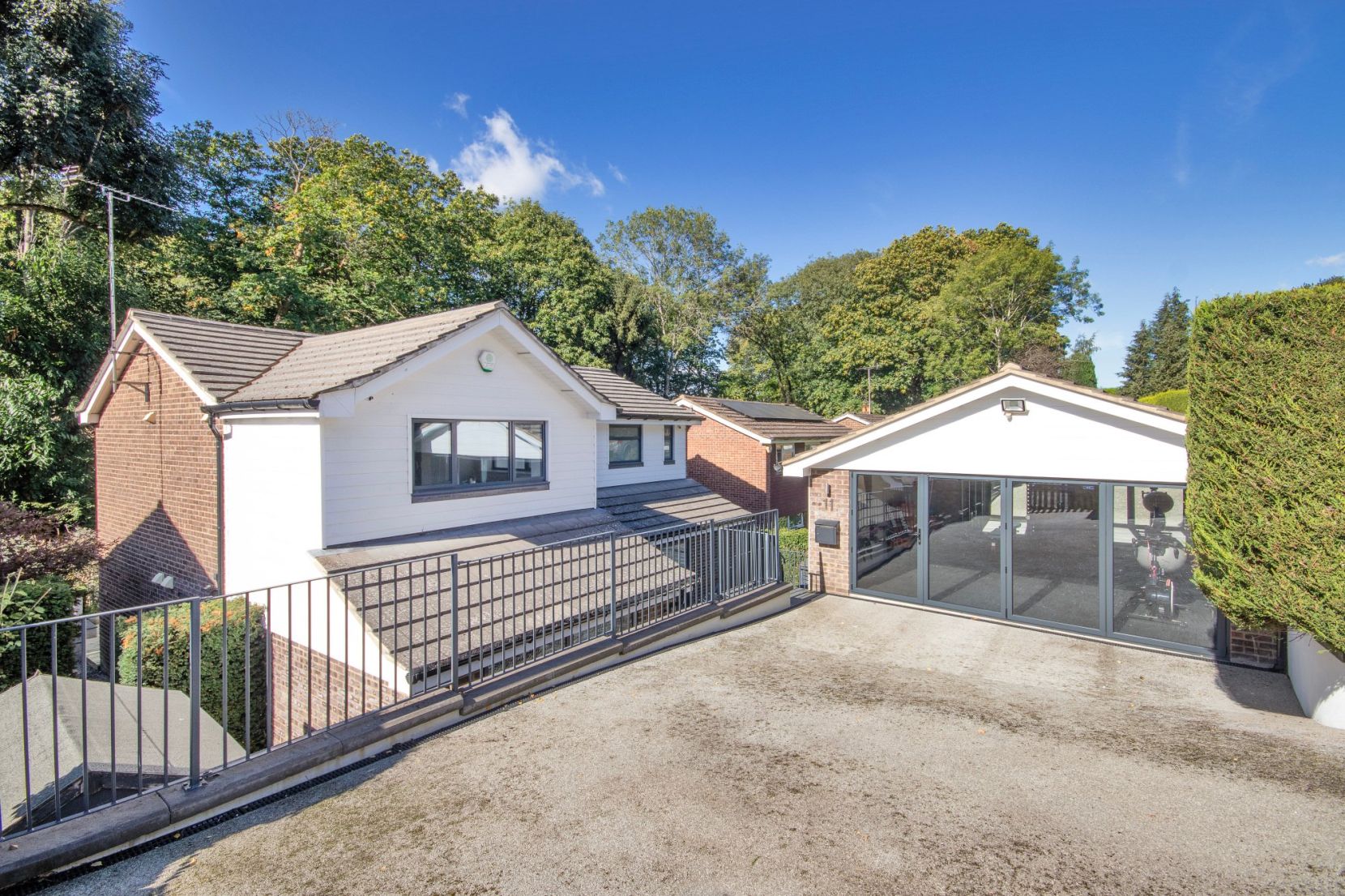 House/Garage