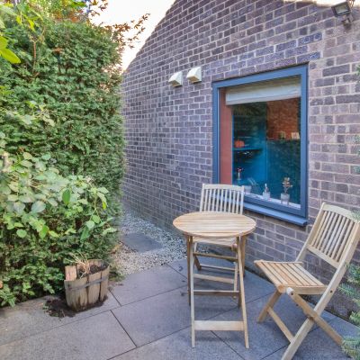 Outside Sitting Area