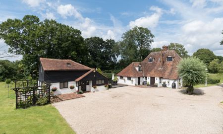 Mundy Manor &cottage