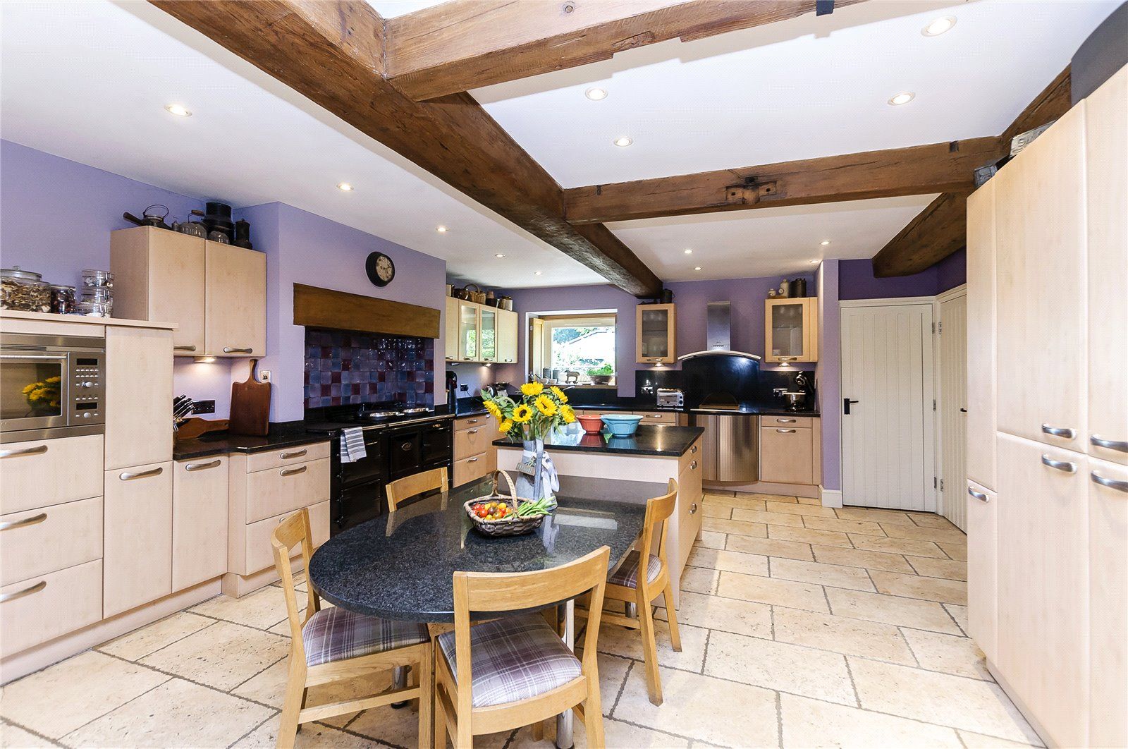 Breakfast/Kitchen