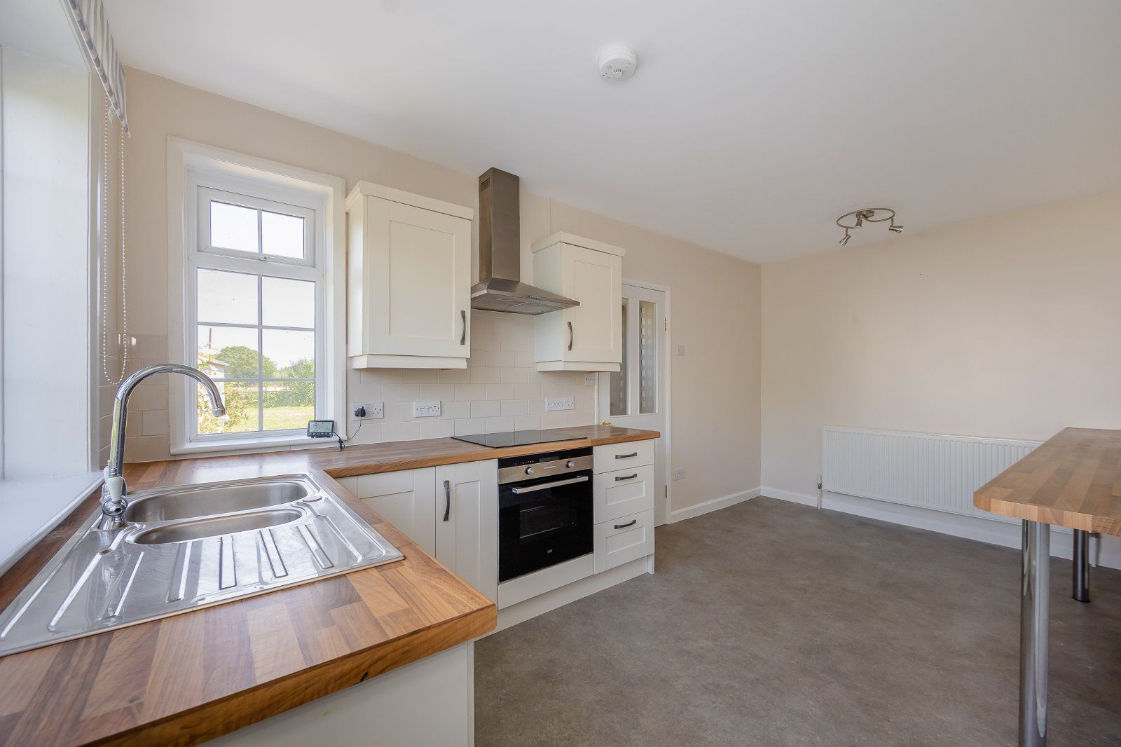 Kitchen 2