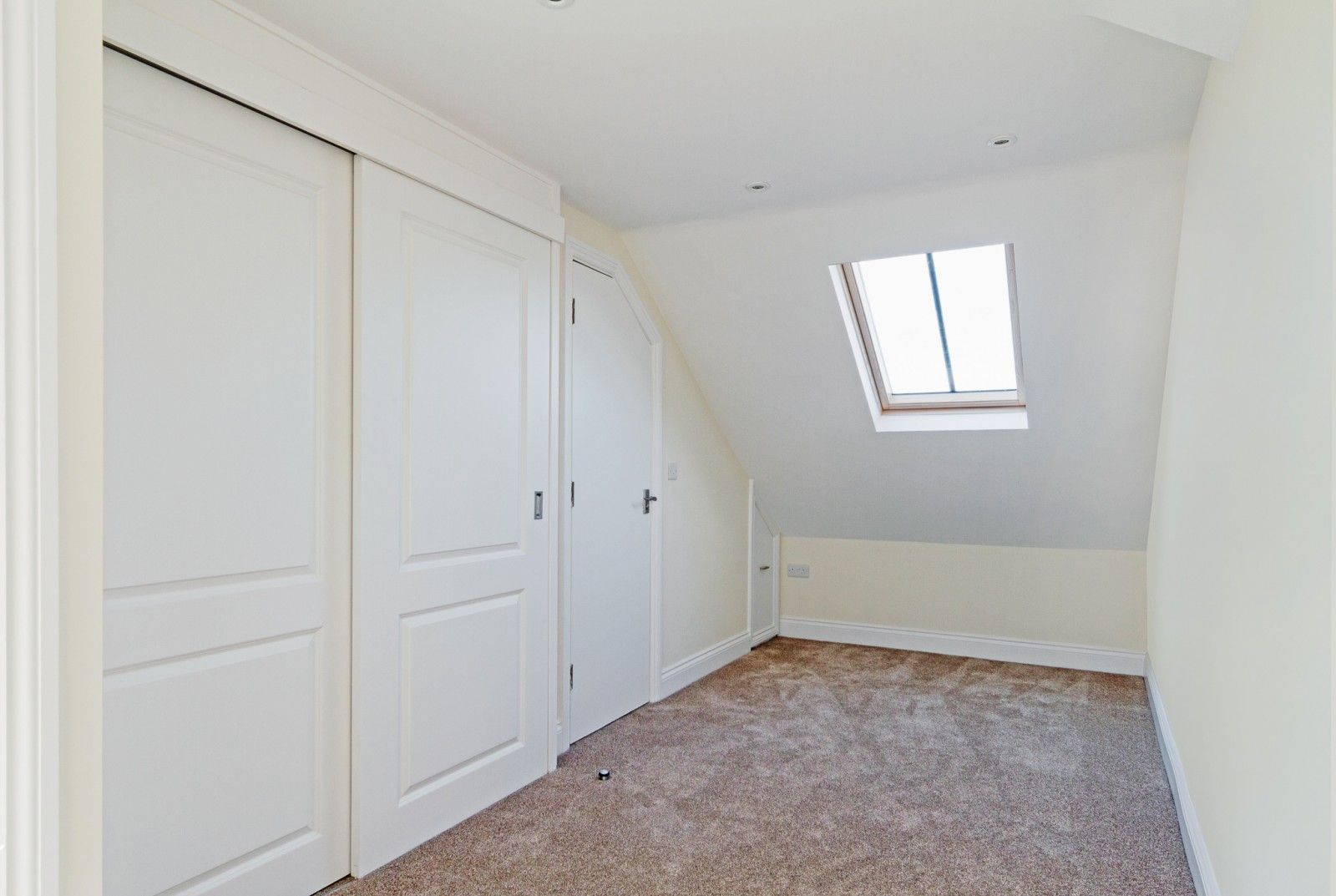 Master bedroom ensui