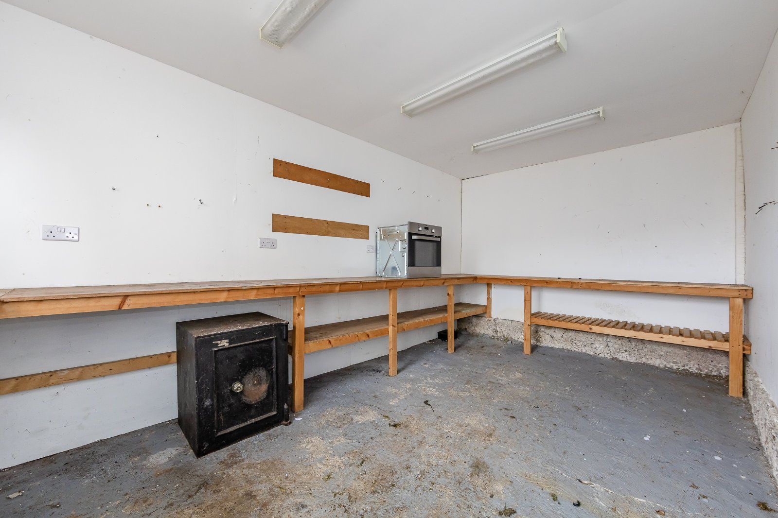 Outbuilding Internal