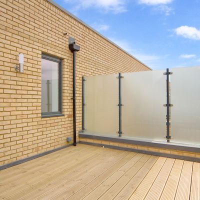 2nd floor terrace