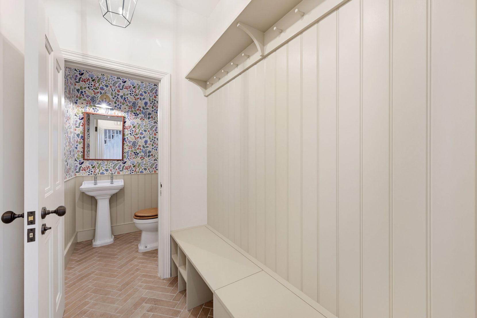 Boot Room/Cloakroom