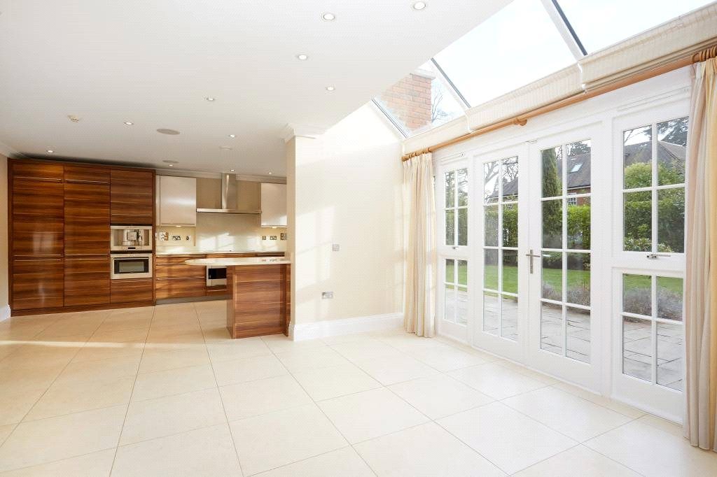 Breakfast Room