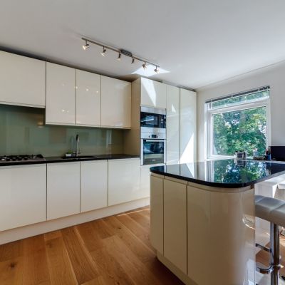 Open Kitchen