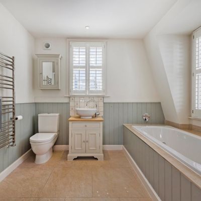 Bathroom 2