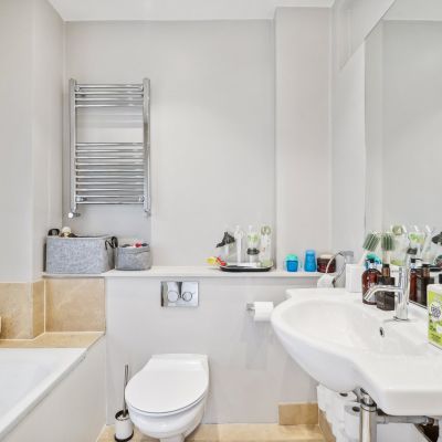 Bathroom 2