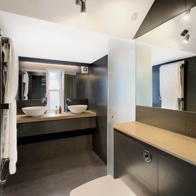 En Suite Bathroom
