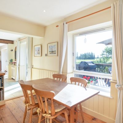 Breakfast Room