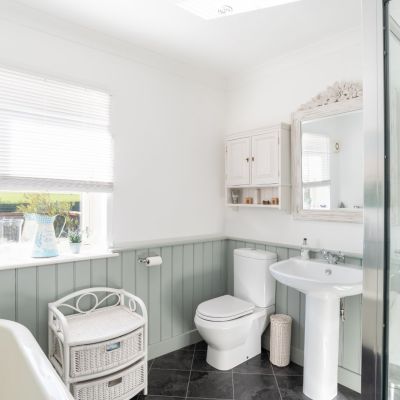 Cottage Bathroom
