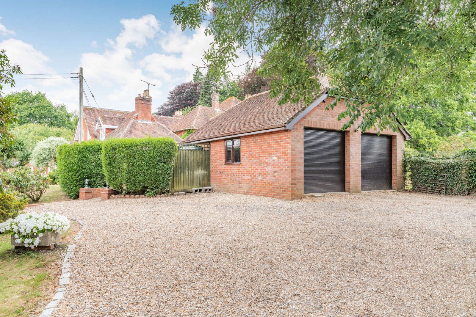 Detached Garage