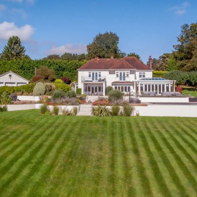 House & Gardens